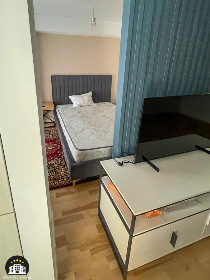 Black Sea Booking - Sky นาโวดาริ ภายนอก รูปภาพ